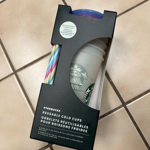 NEW Starbucks Reusable Cold Cups with Straws Set